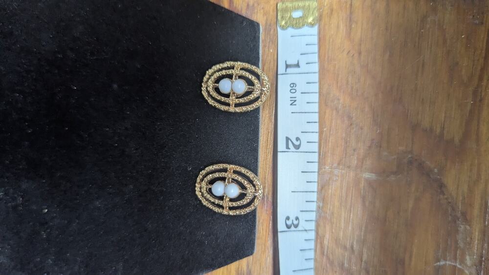 Vintage Coventry Gold Tone Clip On Earrings Oval Openwork Moonglow Beads